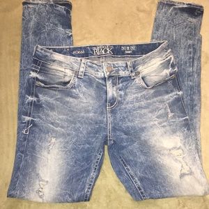 Buckle “Black” Skinny Jeans!